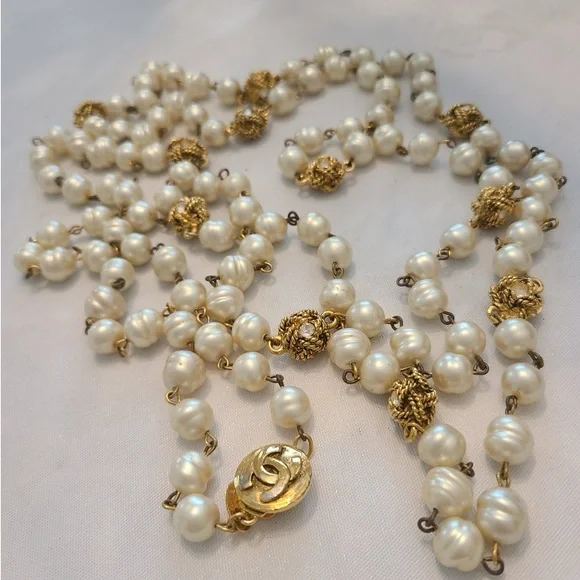 CHANEL | Accessories | Vintage 8s Chanel Pearl Strass Crystal